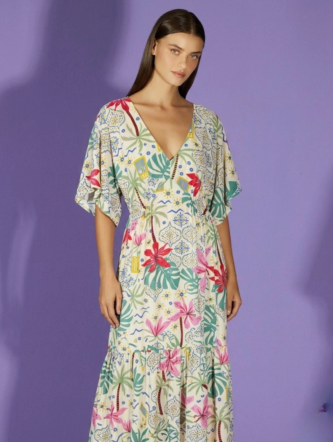 Vestido Off White Estampa Verde Cantão