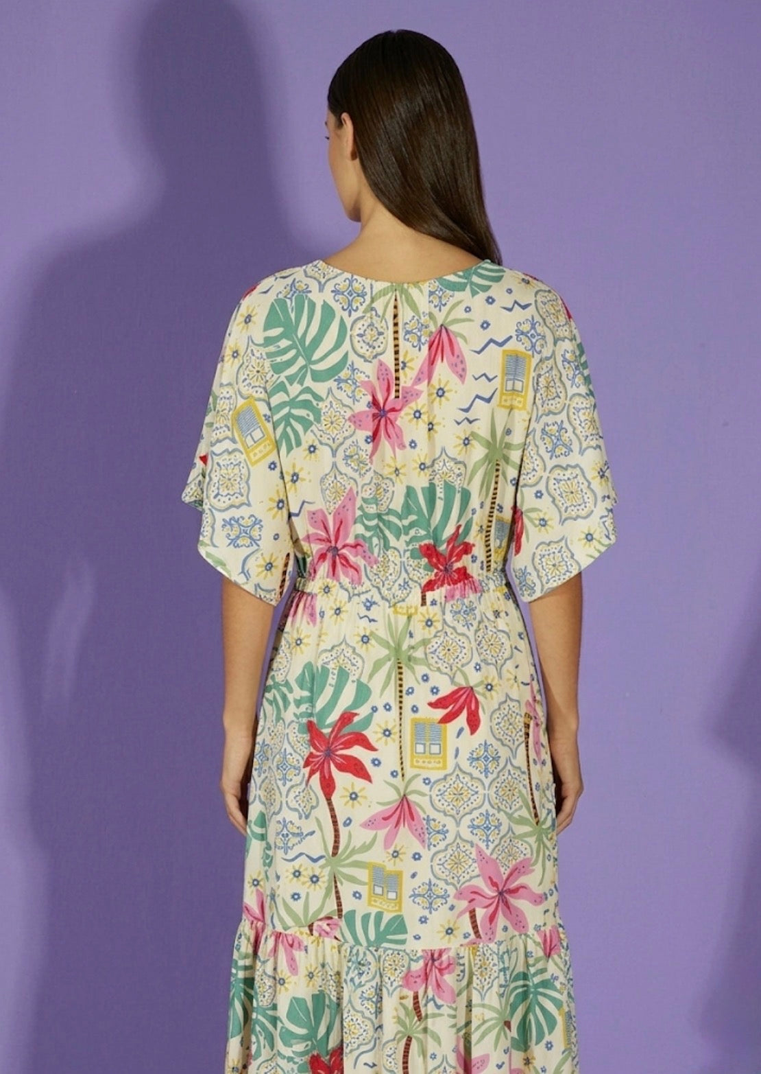 Vestido Off White Estampa Verde Cantão