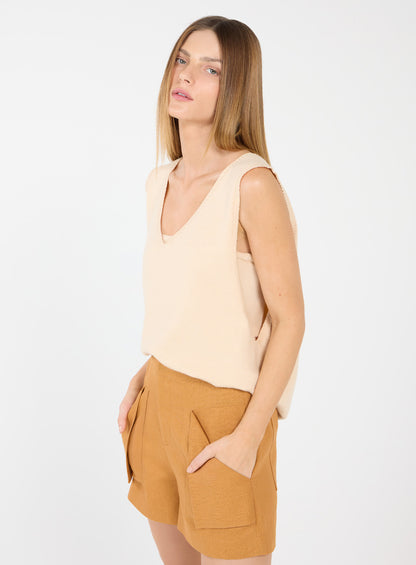 Short Caramelo Bolsos Virados Tufi Duek