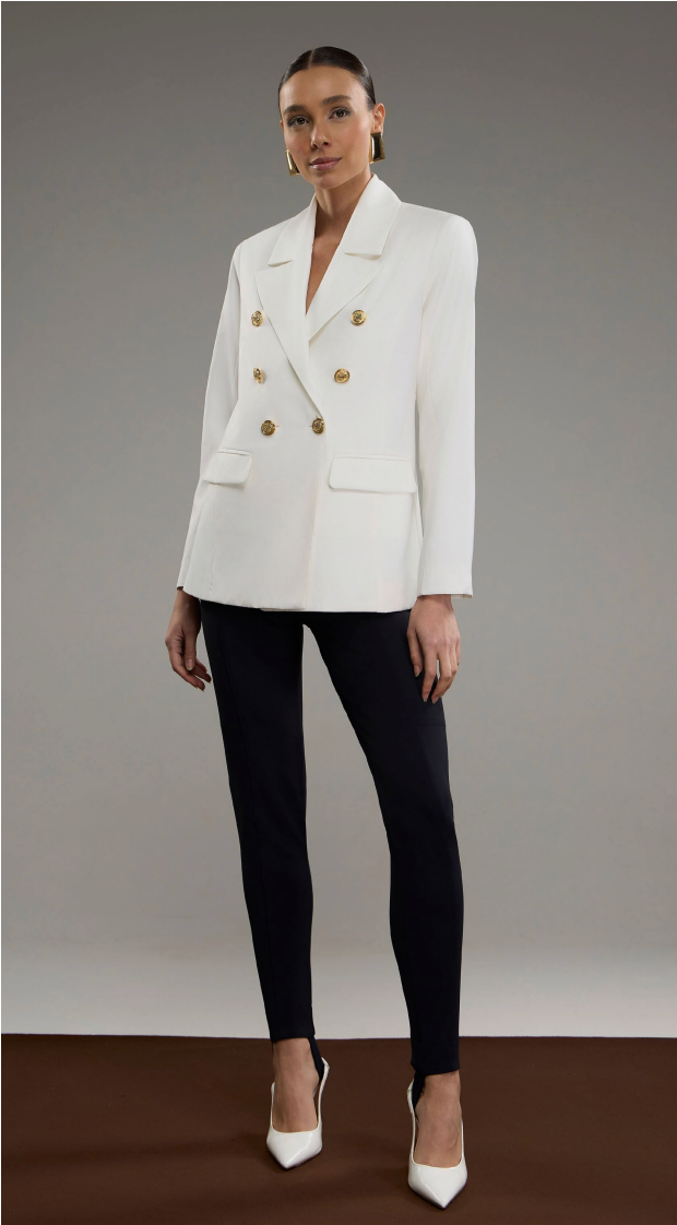 Blazer Branco em Alfaiataria com Botões Strass