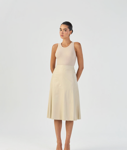 Saia Off White ou Caramelo Mídi em Couro Legítimo