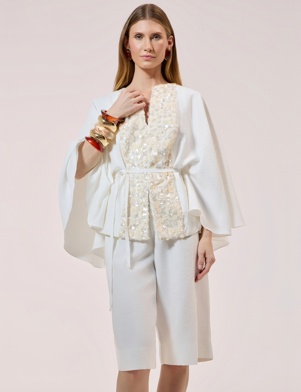 Conjunto Branco Brilho Bermuda Strass