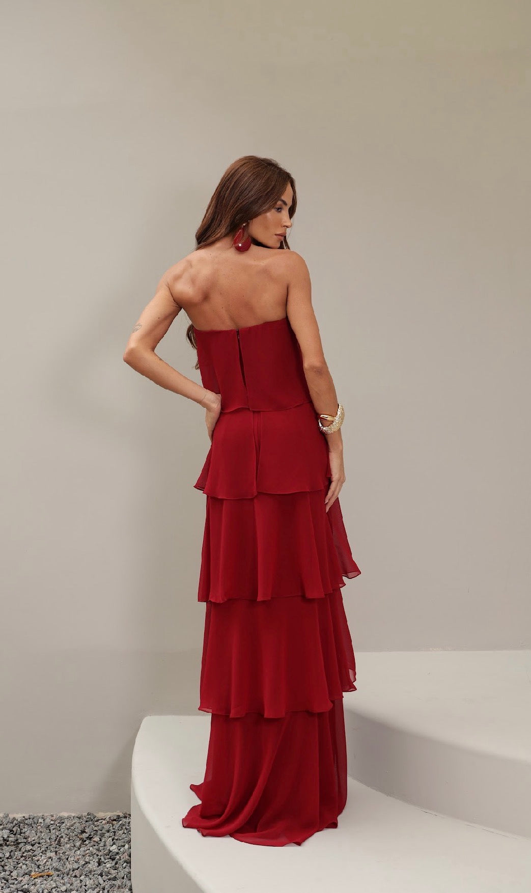 Vestido Vermelho ou Rosa Babados em Camadas Amicci