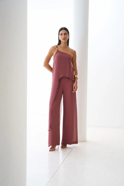 Conjunto Marrom ou Rosa Assimétrico Detalhe Metal Regina Salomão