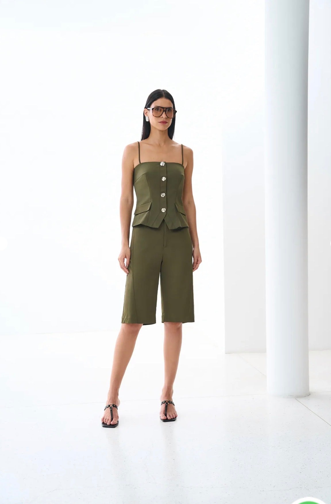 Conjunto Verde Militar Bermuda Evelin Regina Salomão