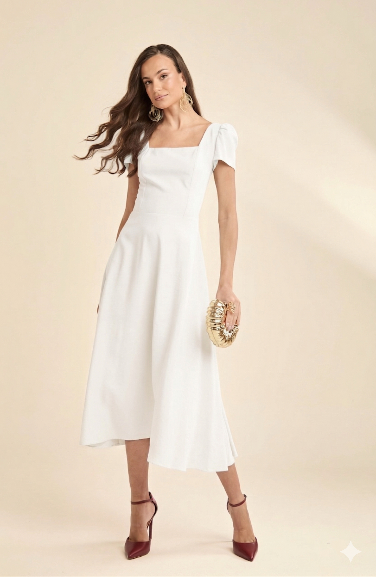 Vestido Branco em Alfaiataria Débora Carvalho