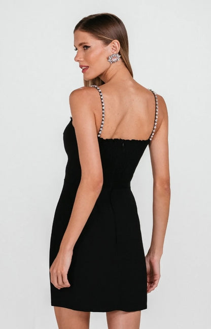 Vestido Preto Curto com Strass Charth