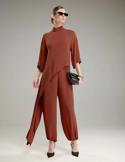 Conjunto Assimétrico em Crepe Strass