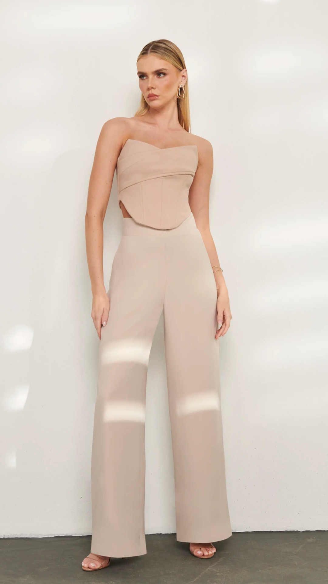 Corset Azul ou Nude Pontas Triangulares Inti Brand