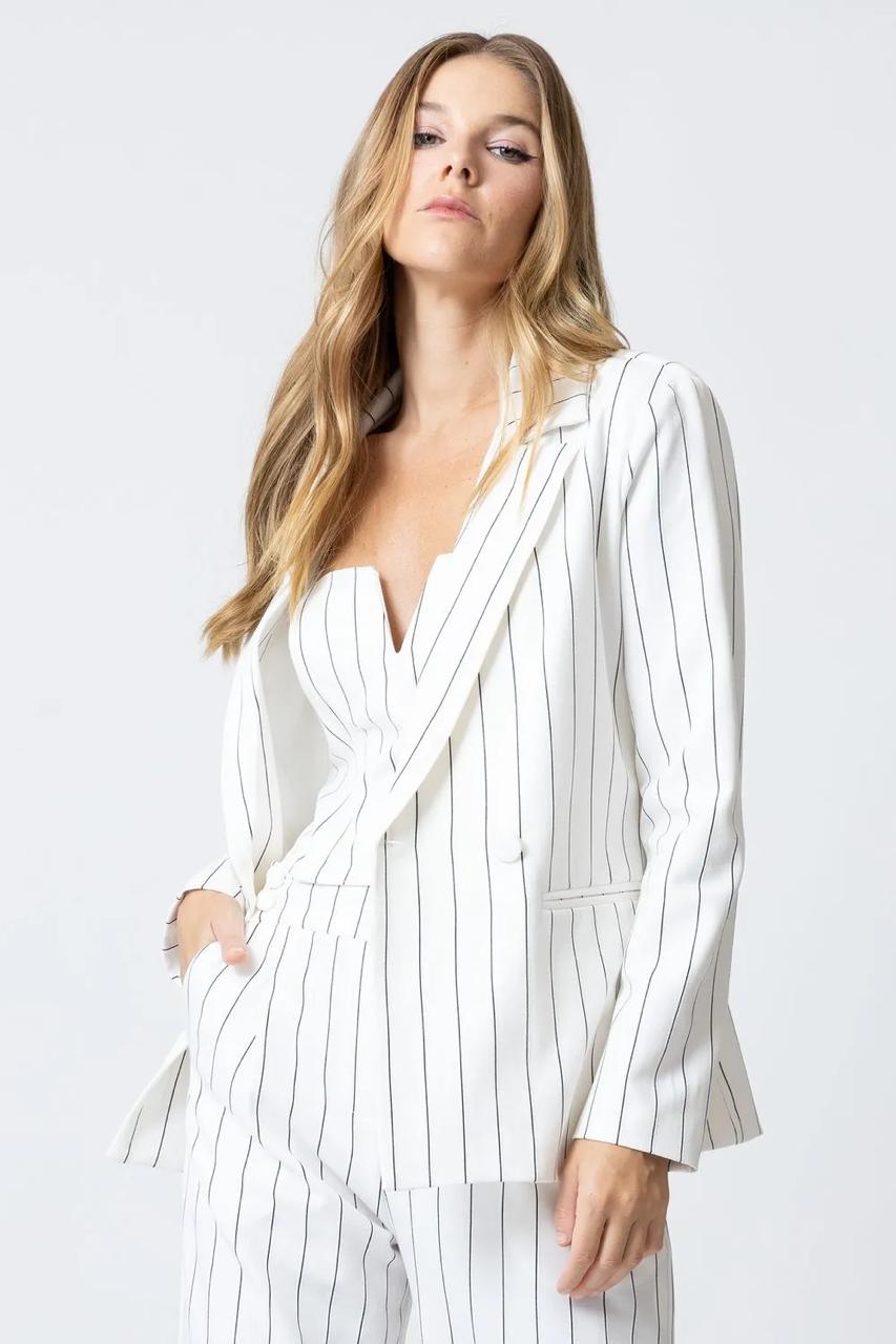 Blazer Branco Risca de Giz Manga Longa