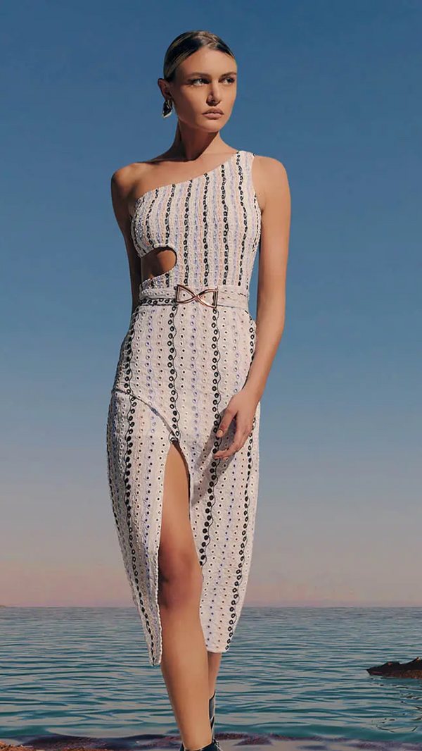 Vestido Branco Laise Recortes Skazi