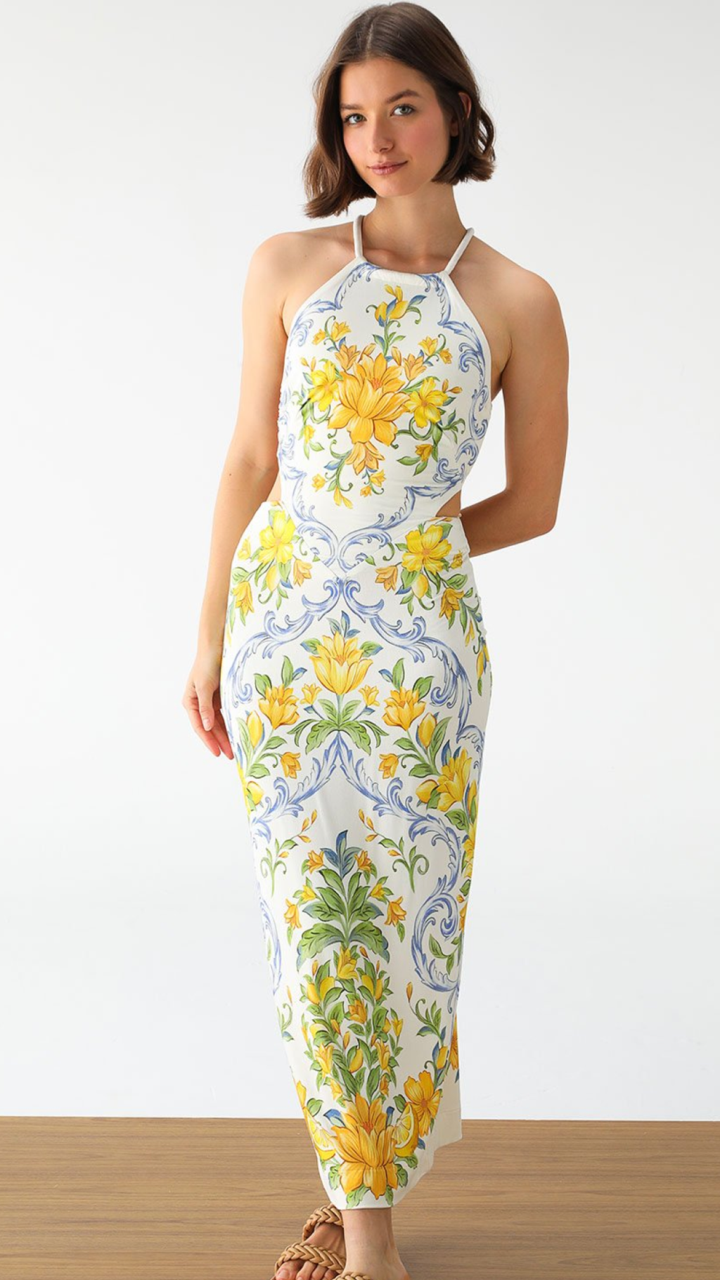 Vestido Off Floral Recortes Farm