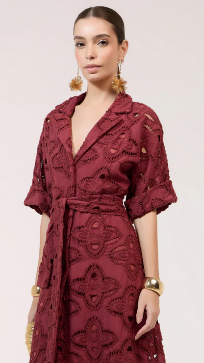 Chemise Vinho ou Off White em Laise - Strass