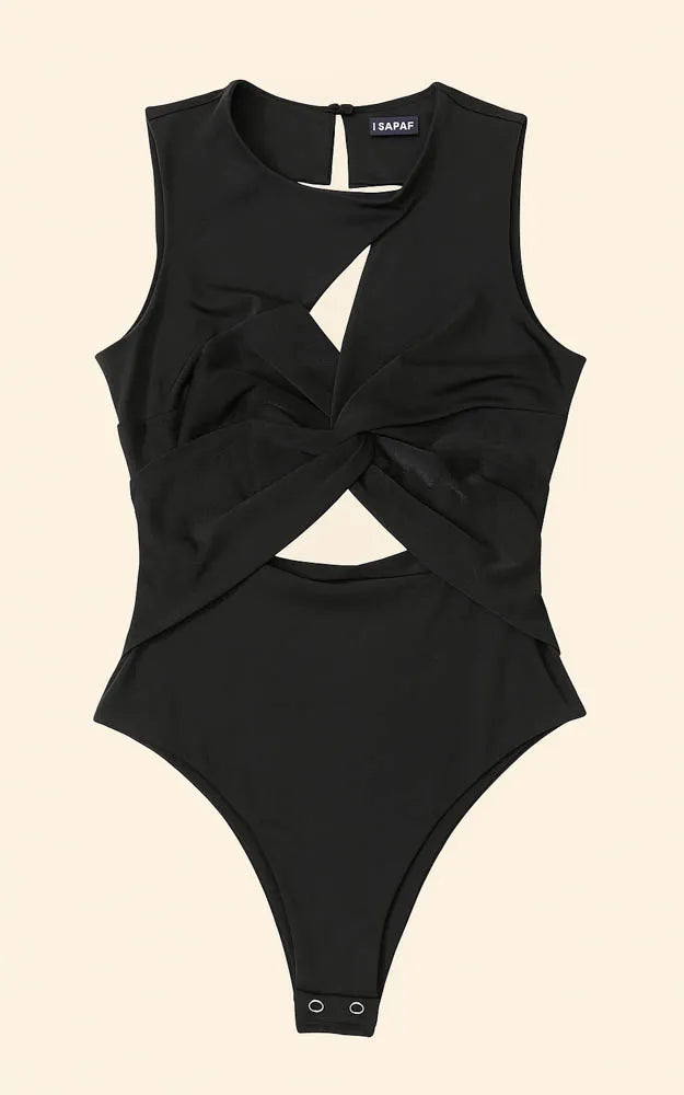 Body Preto com Recortes Isa Paes