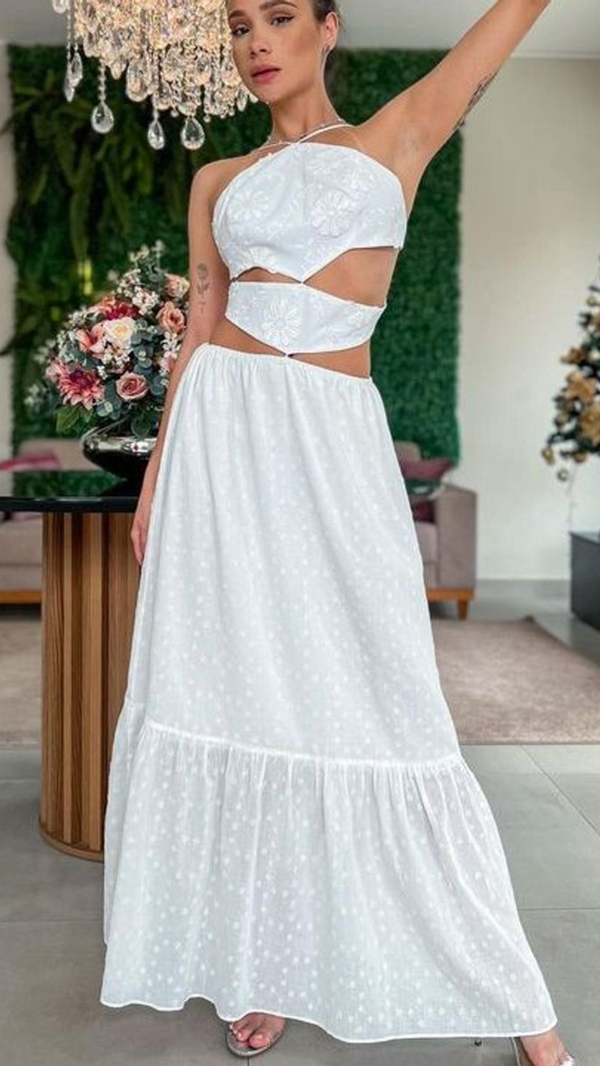 Vestido Branco Detalhe Flores Skazi