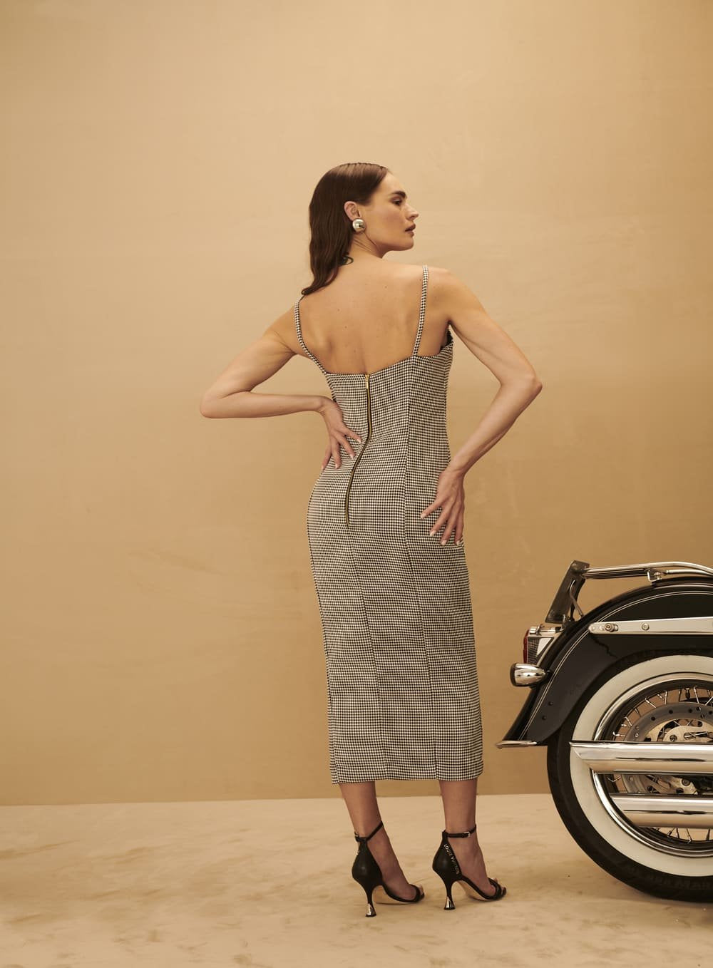 Vestido Decote Metalizado Preto Tufi Duek -SALE